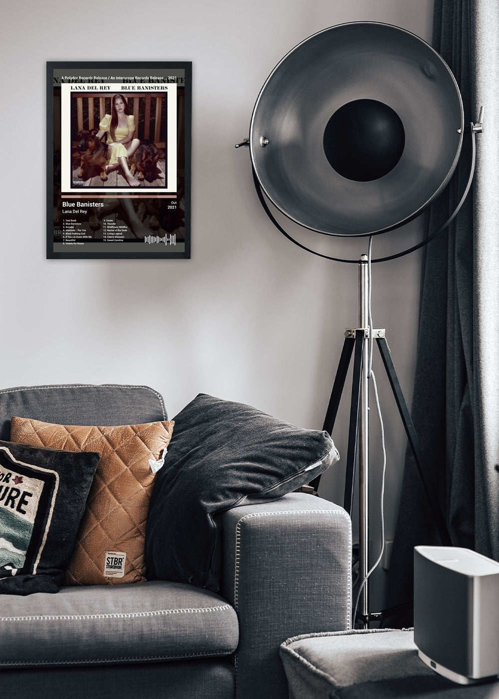 Quadro Lana Del Rey Blue Banisters (Dark) Com Vidro