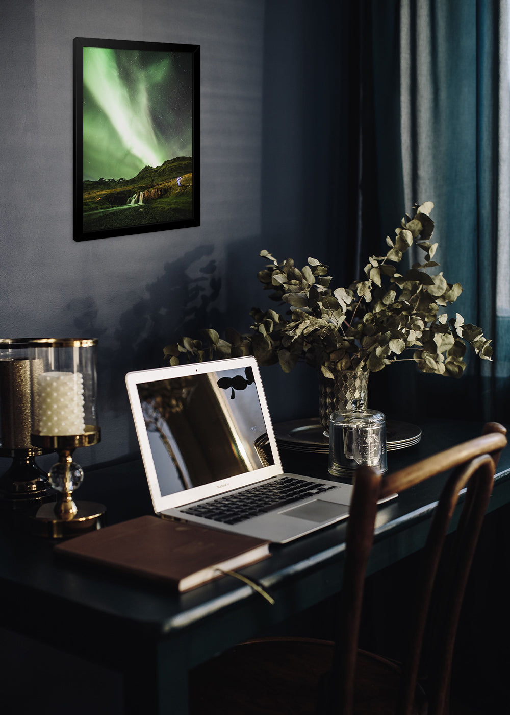 Quadro Decorativo O mundo la fora Paisagem - Com vidro