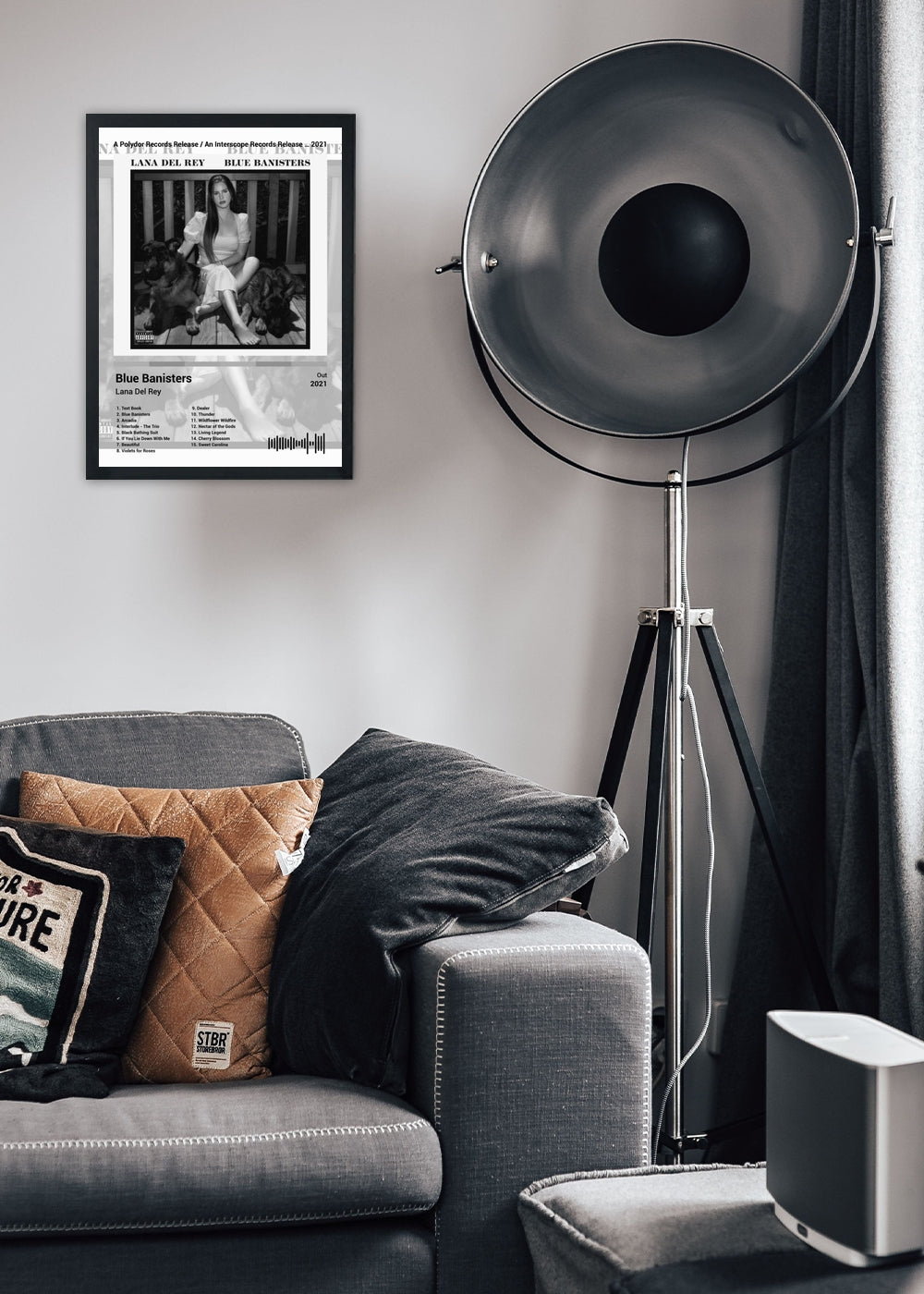 Quadro Lana Del Rey Blue Banisters (Black&white) Com Vidro